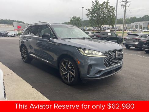 Used 2025 Lincoln Aviator Reserve w/ Equipment Group 201A AWD/4WD image 8