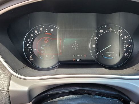 Used 2016 Lincoln MKX Reserve w/ Climate Package AWD/4WD image 9