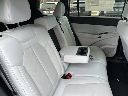 New 2026 Jeep Cherokee Laredo AWD/4WD image 16