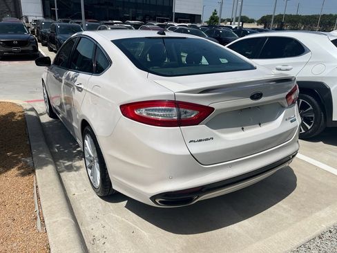 Used 2016 Ford Fusion Titanium FWD image 4