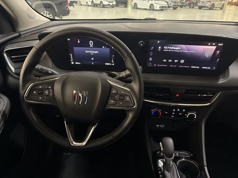 Used 2024 Buick Encore GX Preferred FWD image 27