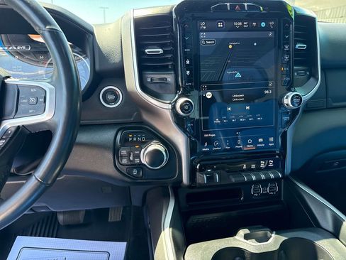 Used 2022 RAM 1500 Big Horn AWD/4WD image 22