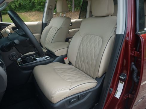 Used 2024 Nissan Armada Platinum w/ Cargo Package image 17