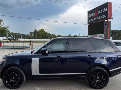 Used 2017 Land Rover Range Rover HSE AWD/4WD image 5