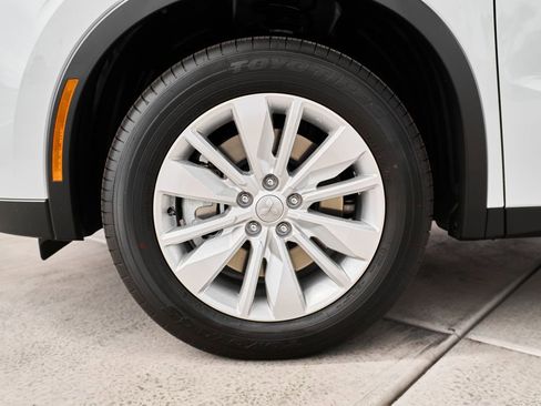 New 2026 Mitsubishi Outlander ES FWD image 3