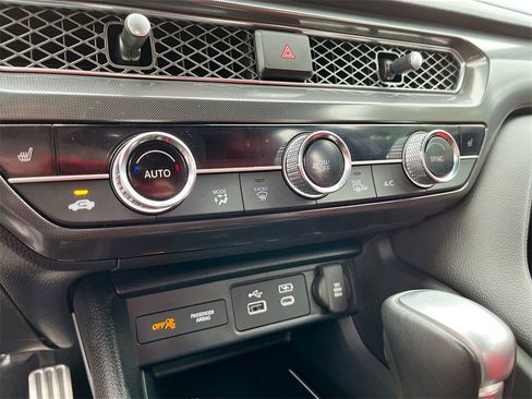 Used 2025 Acura Integra A-Spec image 15