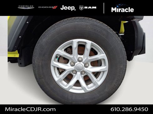 Certified 2023 Jeep Wrangler Sport S image 9