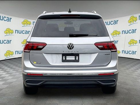Used 2023 Volkswagen Tiguan SE image 5