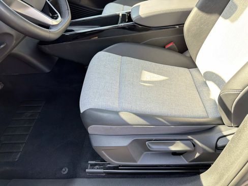 Certified 2023 Volkswagen ID.4 Pro RWD image 15