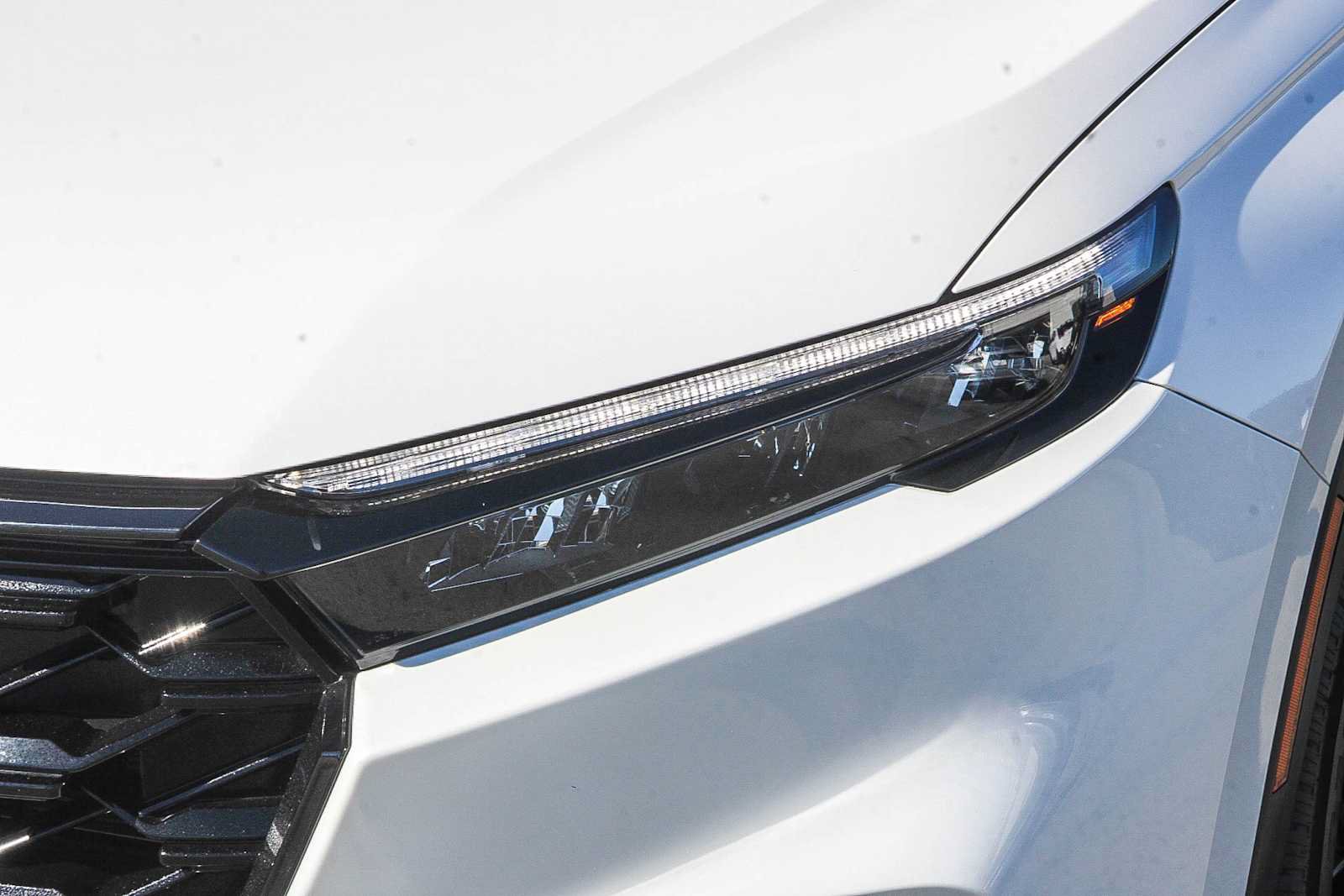 Used 2025 Honda CR-V Sport-L image 10