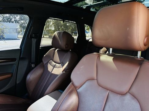 Used 2018 Audi Q5 2.0T Premium Plus w/ Premium Plus Package image 29