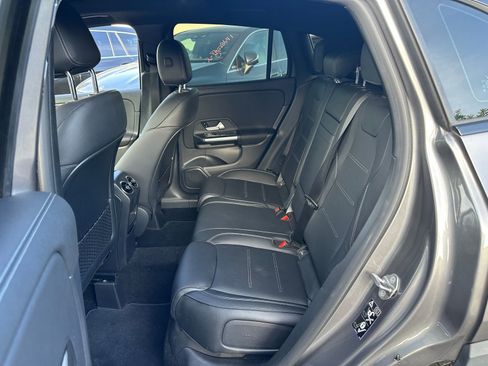 Used 2022 Mercedes-Benz GLA 35 AMG 4MATIC image 7