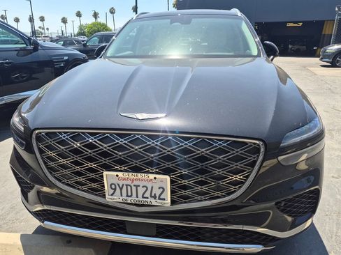 Used 2026 Genesis GV70 2.5T Select AWD/4WD image 3