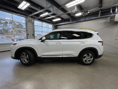 Used 2021 Hyundai Santa Fe SEL image 2