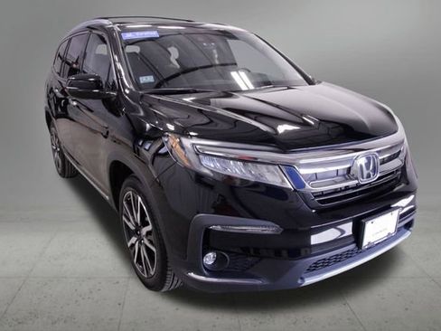 Certified 2022 Honda Pilot Touring image 9