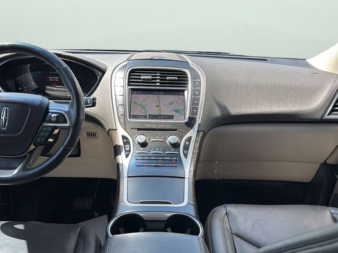 Used 2019 Lincoln Nautilus Reserve w/ Ultimate Package FWD image 21