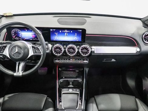 Used 2026 Mercedes-Benz GLB 250 image 15