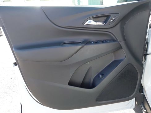 Used 2024 Chevrolet Equinox LT AWD/4WD image 15