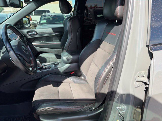 Used 2021 Jeep Grand Cherokee Trailhawk AWD/4WD image 5