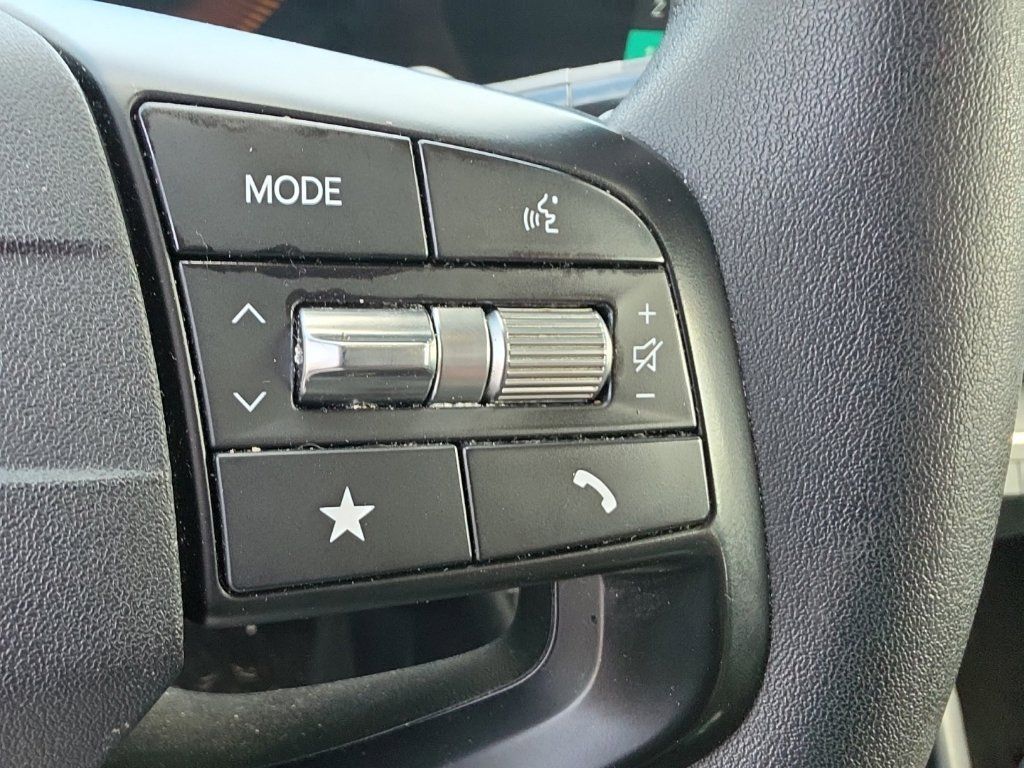 Certified 2025 Kia K4 FWD image 18