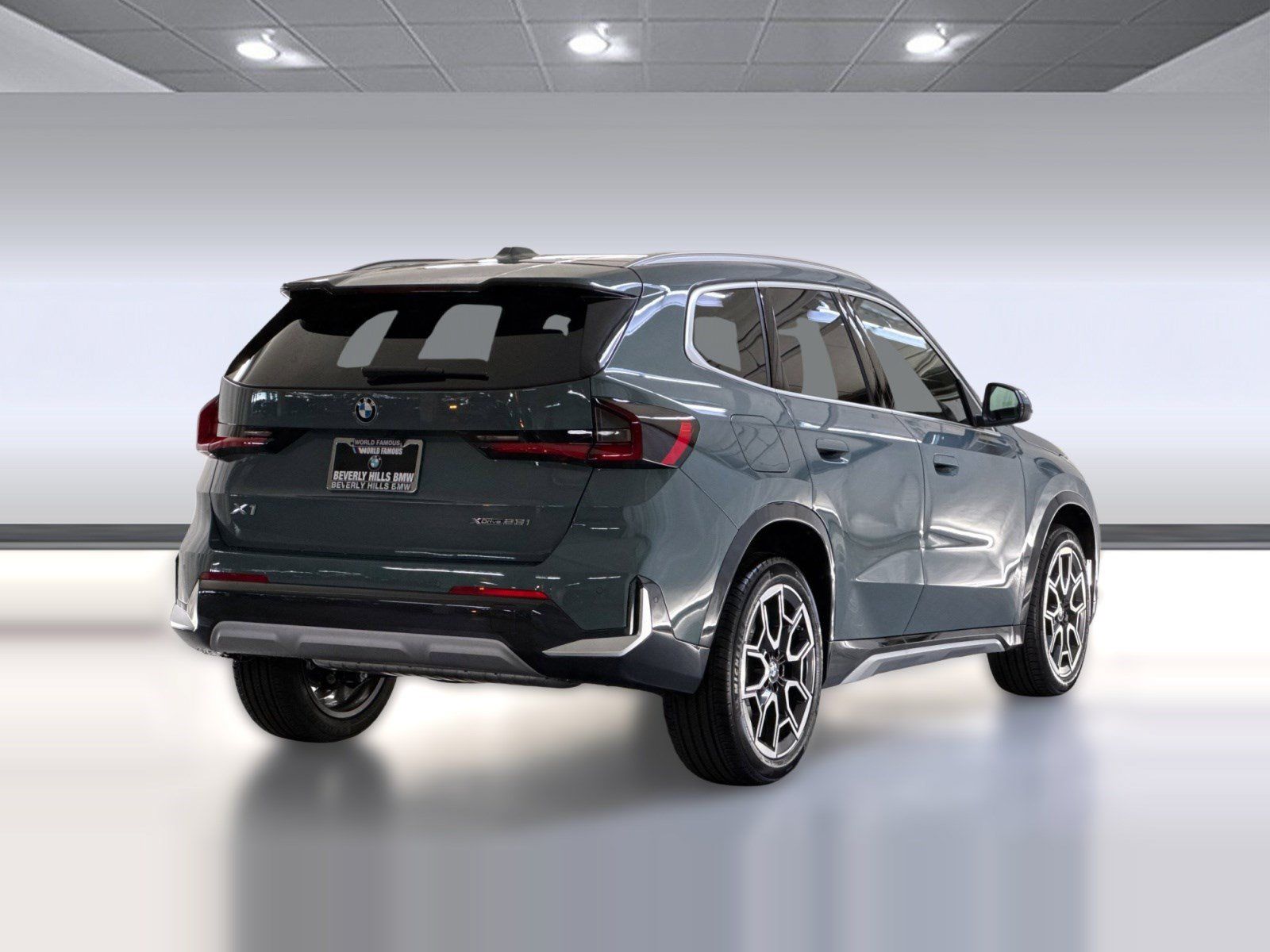 Used 2026 BMW X1 xDrive28i w/ Convenience Package AWD/4WD image 9