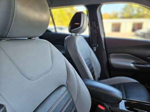 Certified 2024 Nissan Kicks SR w/ SR Premium Package image 14
