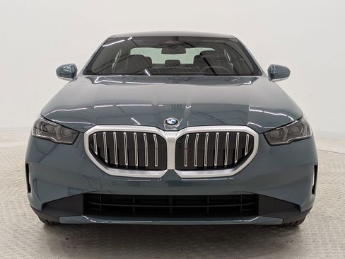 New 2026 BMW 530i w/ Premium Package RWD image 6