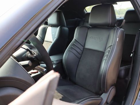 Used 2023 Dodge Challenger SRT Hellcat Jailbreak image 13