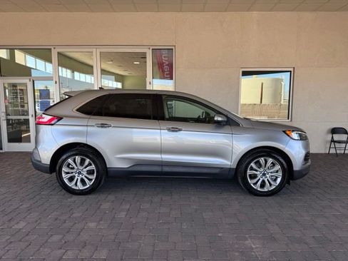 Certified 2022 Ford Edge Titanium AWD/4WD image 6