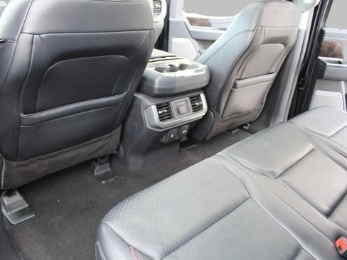 Used 2021 Ford F150 Lariat w/ Equipment Group 502A High AWD/4WD image 19