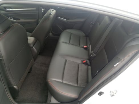 New 2025 Nissan Altima 2.5 SR image 13