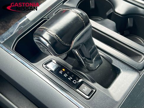 Used 2023 Ford F150 Lariat w/ Trailer Tow Package image 22