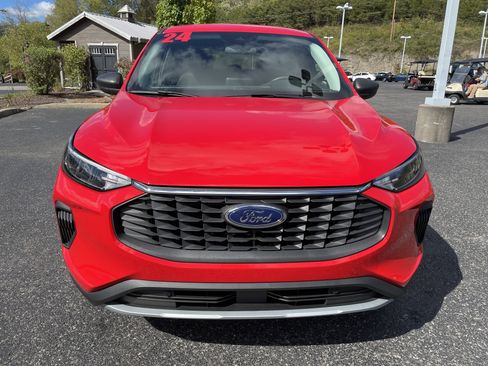 Used 2024 Ford Escape Active image 5