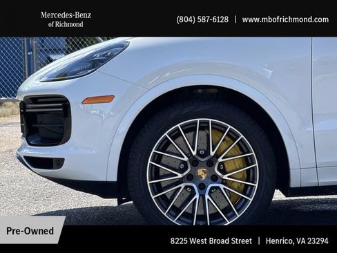 Used 2019 Porsche Cayenne Turbo AWD/4WD image 11