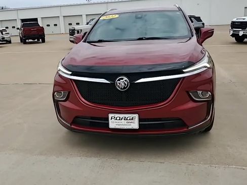Used 2022 Buick Enclave Essence w/ Sport Touring Edition FWD image 3