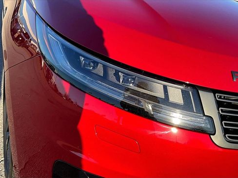 Used 2023 Land Rover Range Rover Sport SE Dynamic image 30