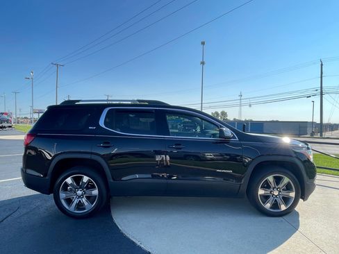 Used 2019 GMC Acadia SLT FWD image 8
