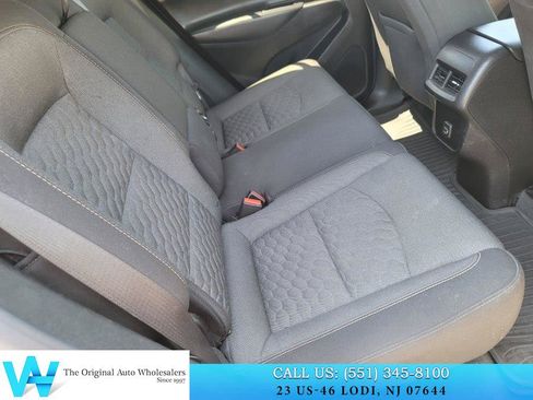 Used 2019 Chevrolet Equinox LT AWD/4WD image 18