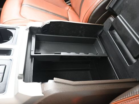 Used 2019 Ford F150 King Ranch w/ Equipment Group 601A Luxury AWD/4WD image 29