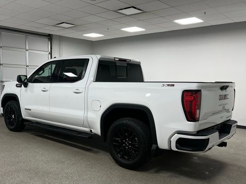 Used 2025 GMC Sierra 1500 Elevation w/ Elevation Premium Package image 9