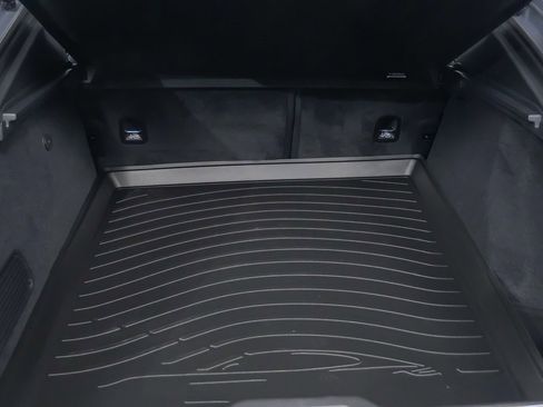 New 2026 Porsche Panamera 4 image 13