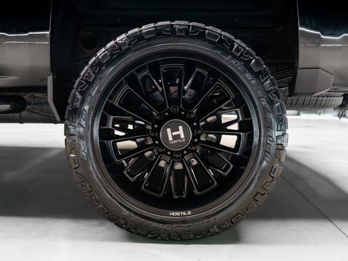 Used 2019 Chevrolet Silverado 2500 LTZ w/ Duramax Plus Package image 39