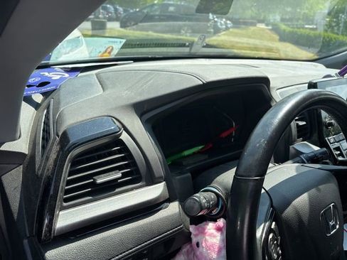 Used 2024 Honda Odyssey Touring image 7