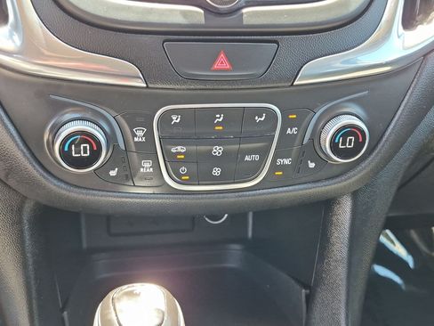 Certified 2020 Chevrolet Equinox LT AWD/4WD image 20