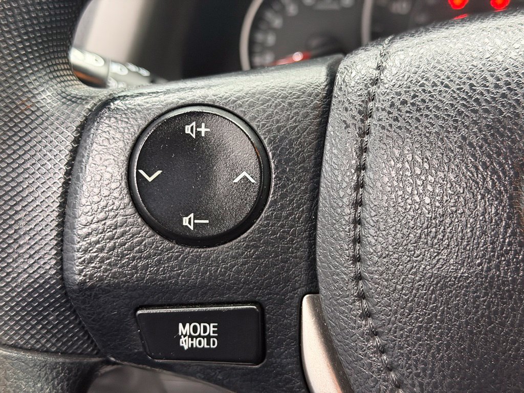Used 2016 Toyota RAV4 LE FWD image 29