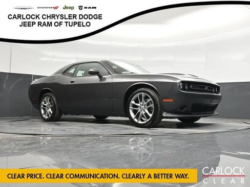 Used 2022 Dodge Challenger GT AWD/4WD image 32