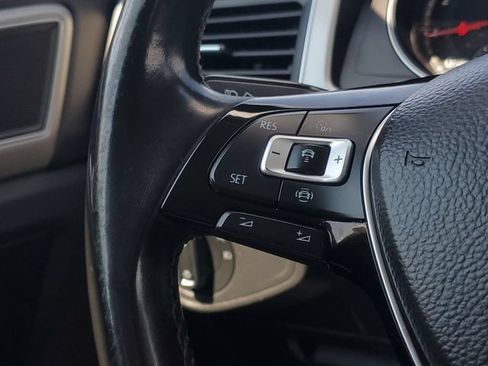 Used 2019 Volkswagen Atlas SE FWD image 19