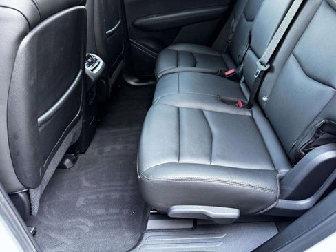 Used 2024 Cadillac XT6 Luxury w/ LPO, Floor Liner Package image 43