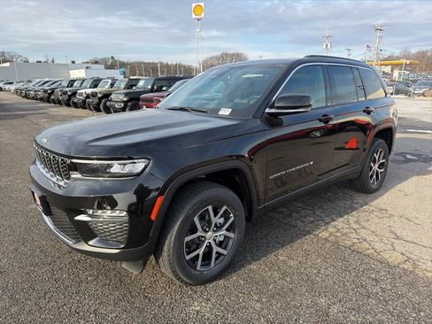 New 2025 Jeep Grand Cherokee Limited image 6