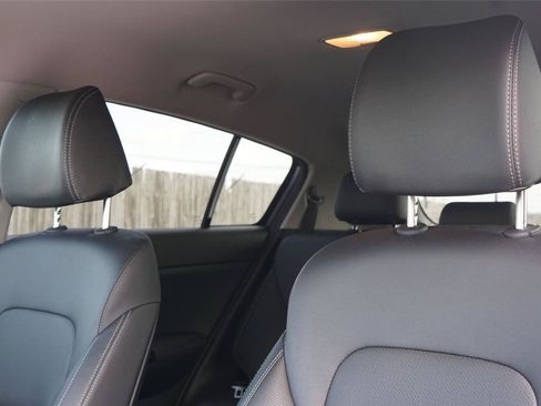 Used 2021 Kia Sportage EX FWD image 11